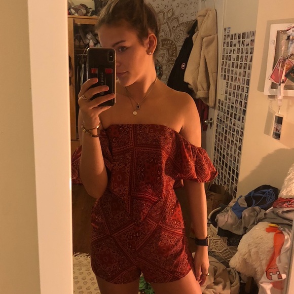 Princess Polly Bandana Print Romper - Picture 4 of 4